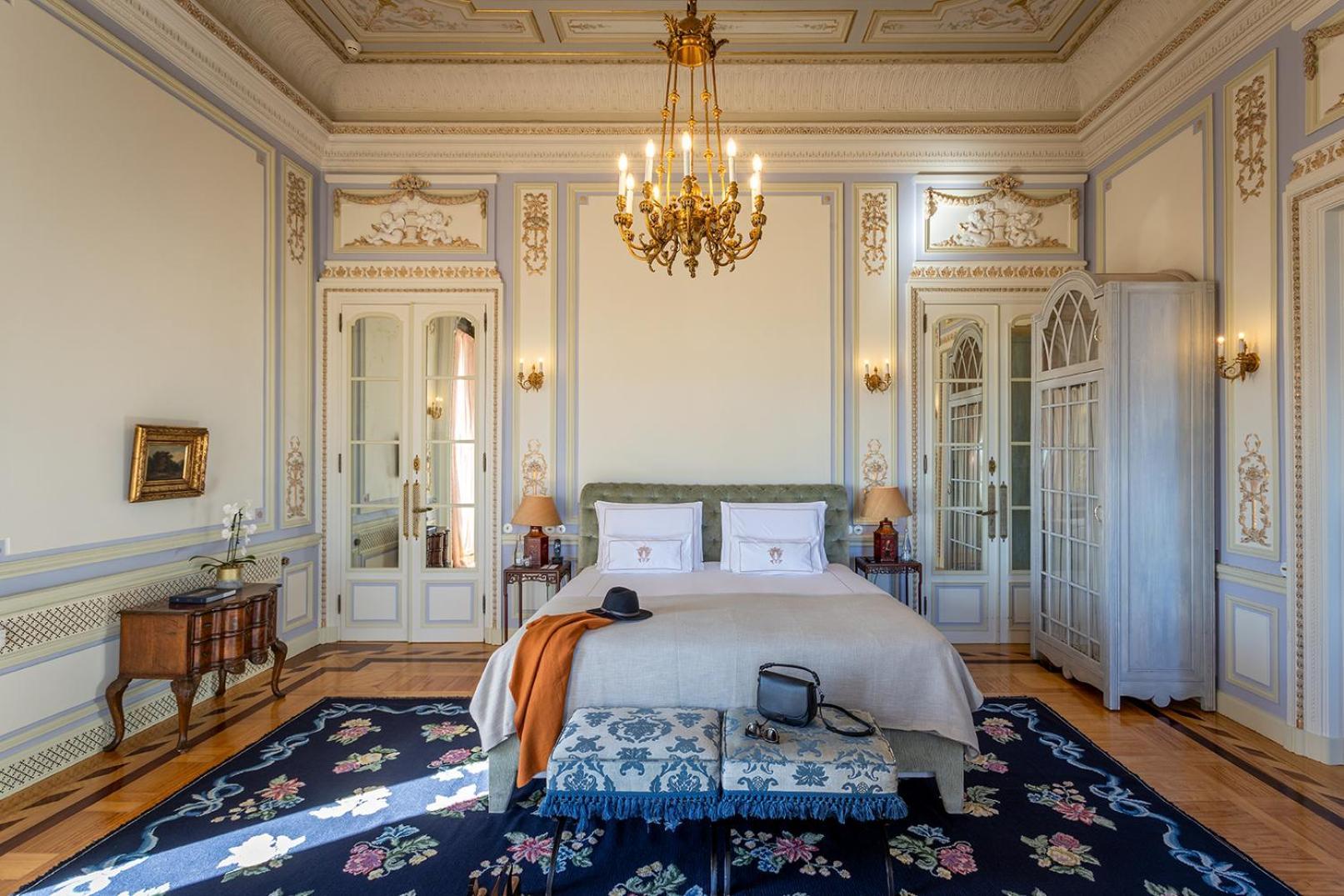 Pestana Palace Lisboa Hotel & National Monument - The Leading Hotels Of The World Exterior foto A bedroom at the Hotel
