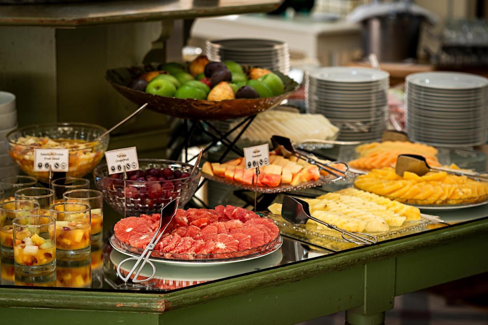 Pestana Palace Lisboa Hotel & National Monument - The Leading Hotels Of The World Exterior foto Fruit salad