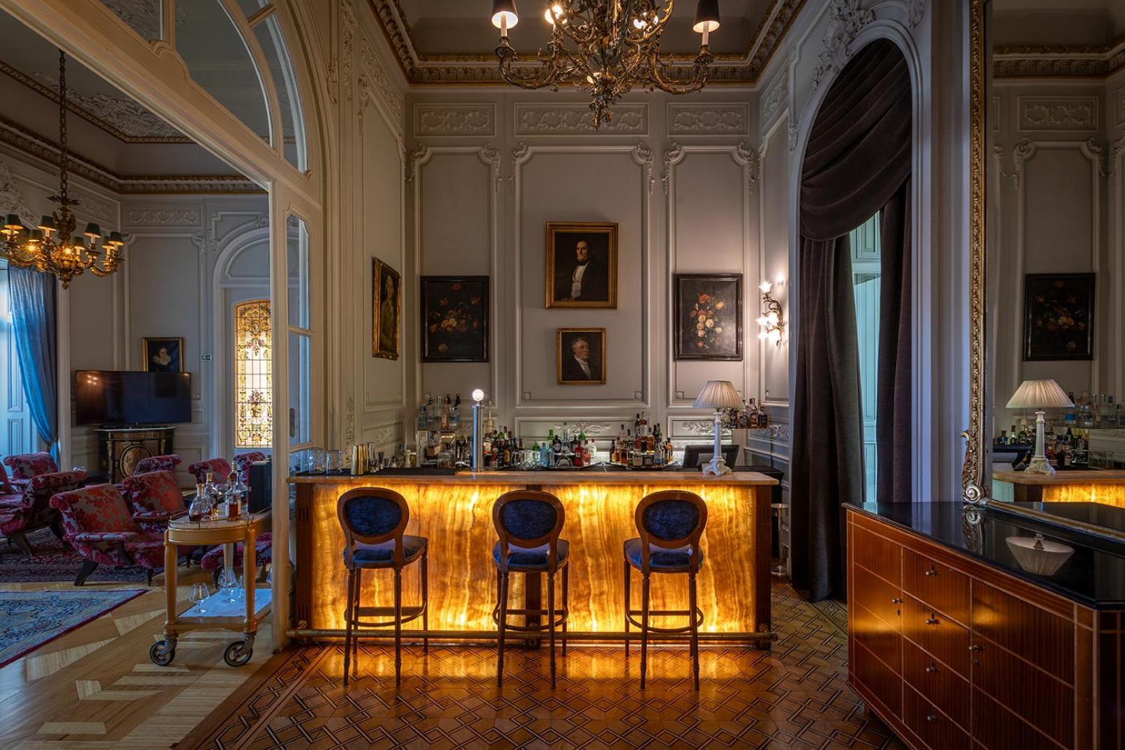 Pestana Palace Lisboa Hotel & National Monument - The Leading Hotels Of The World Exterior foto The bar at the American Bar
